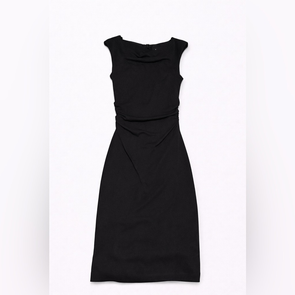 Elegant Black Sleeveless Dress